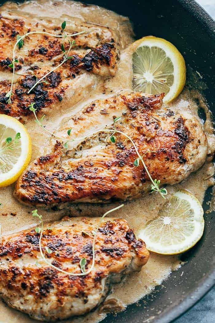 Creamy Lemon Thyme Chicken: Quick & Flavorful Weeknight Meal