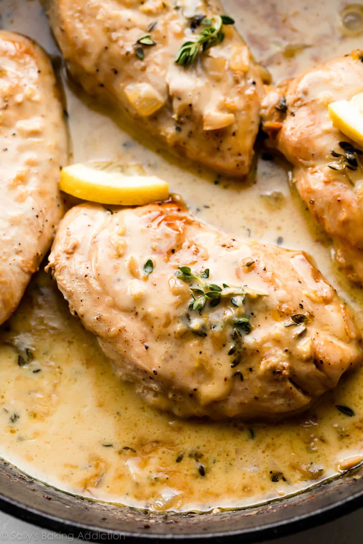 Easy Lemon Thyme Chicken: Simple Recipe for Serious Flavor